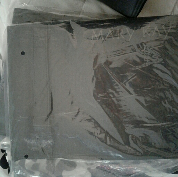 Mary kay travel Makeup bag - Picture 4 of 4